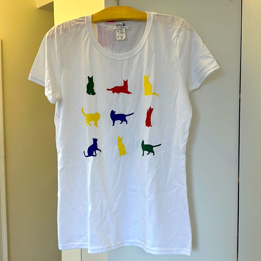 Adorable Cat Shirt in Size M